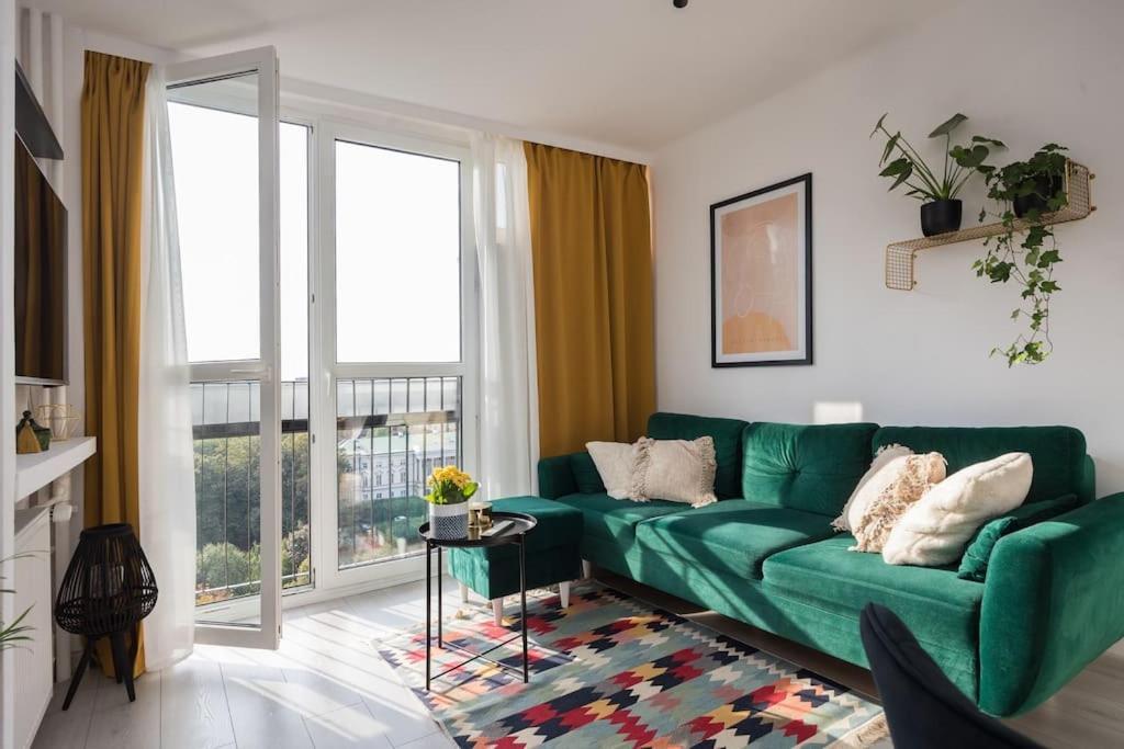 Specious City Center Studio With Park View 바르샤바 외부 사진